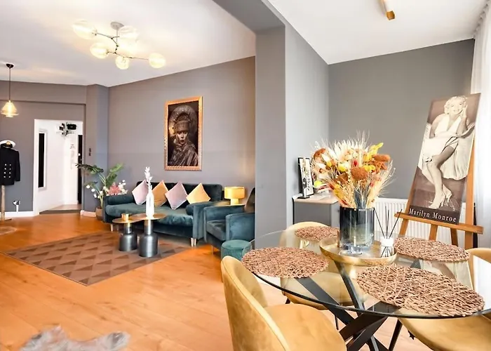Intercontinental Apart - Massage Terrace Fireplace
